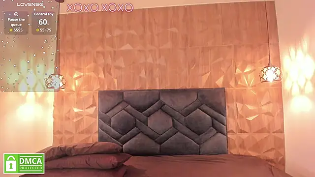 Kiara velvet   online show from 01/08/26, 08:04