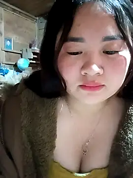 Bee-bgolden online show from 12/02/25, 02:30