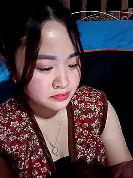 Bee-bgolden online show from 12/15/25, 12:11