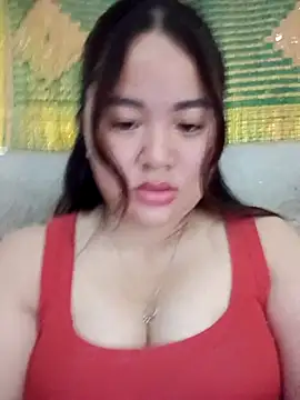 Bee-bgolden online show from 11/11/25, 01:55