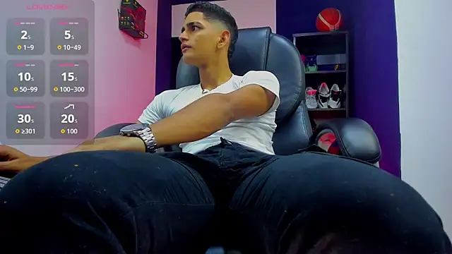 Alex king27 online show from 02/07/26, 01:57