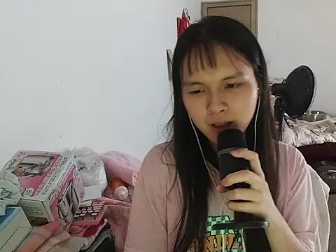 Snapshot of RebelAura chatting on 07/22/26, 05:37 RebelAura online show from 07/22/26, 05:37