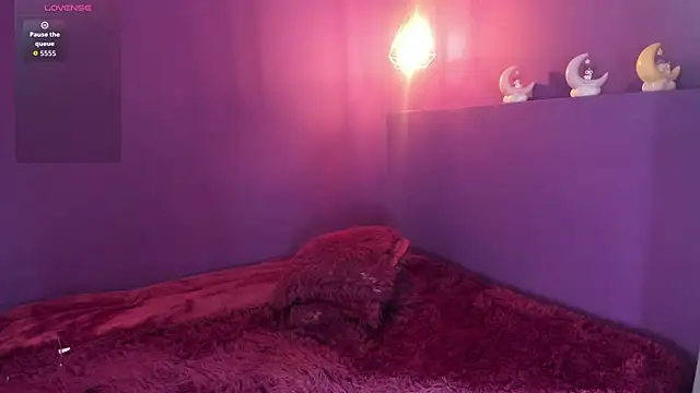 Isabella Crofts online show from 02/28/26, 03:06