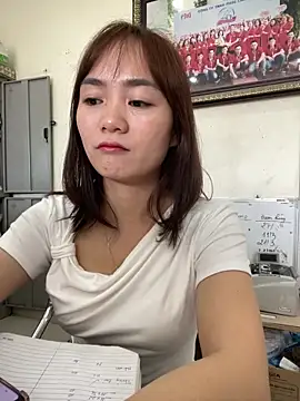 Bana-gibee online show from 04/23/26, 02:40