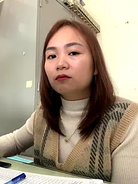 Bana-gibee online show from 12/17/25, 01:43