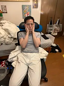 ippei0001 online show from 11/25/25, 12:49