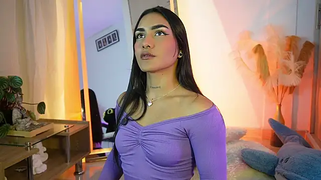 Nikita luan online show from 04/18/26, 01:41