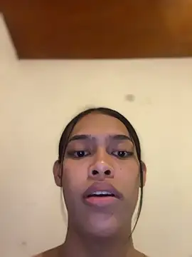 miapasitaa online show from 12/22/25, 07:58