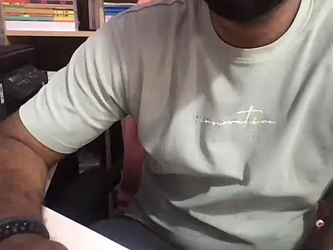 KingCobra 07 online show from 04/24/26, 02:57