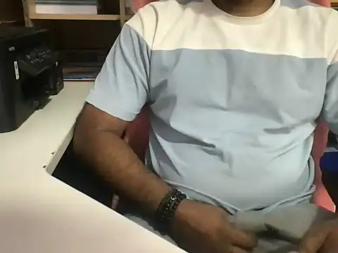 KingCobra 07 online show from 04/11/26, 03:14