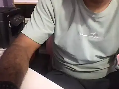 Snapshot of KingCobra_07 chatting on 06/05/26, 02:49 KingCobra 07 online show from 06/05/26, 02:49