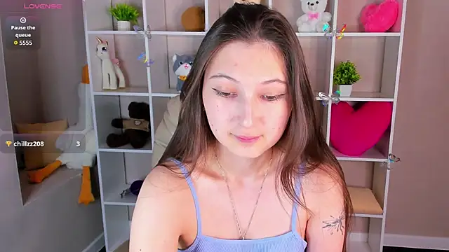 Ella Burns online show from 12/14/25, 09:15