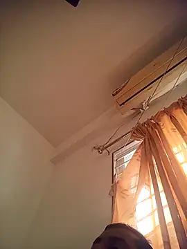 Snapshot of RubyEntity chatting on 11/07/25, 04:50 RubyEntity online show from 11/07/25, 04:50