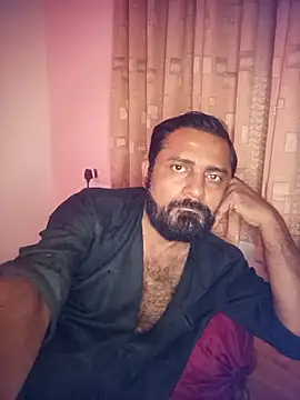 Snapshot of RubyEntity chatting on 11/22/25, 01:54 RubyEntity online show from 11/22/25, 01:54