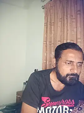 Snapshot of RubyEntity chatting on 12/01/25, 02:18 RubyEntity online show from 12/01/25, 02:18