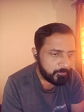 Snapshot of RubyEntity chatting on 11/16/25, 05:45 RubyEntity online show from 11/16/25, 05:45