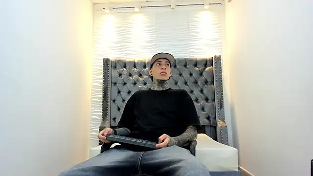 DANTE ARMSTRONG online show from 12/20/25, 03:53