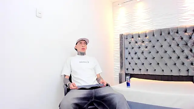 DANTE ARMSTRONG online show from 01/15/26, 07:12