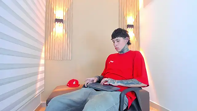 DANTE ARMSTRONG online show from 12/04/25, 04:00