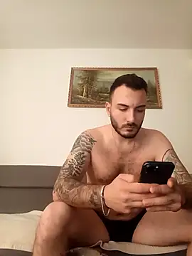 Snapshot of snncdgn chatting on 11/04/25, 09:35 snncdgn online show from 11/04/25, 09:35