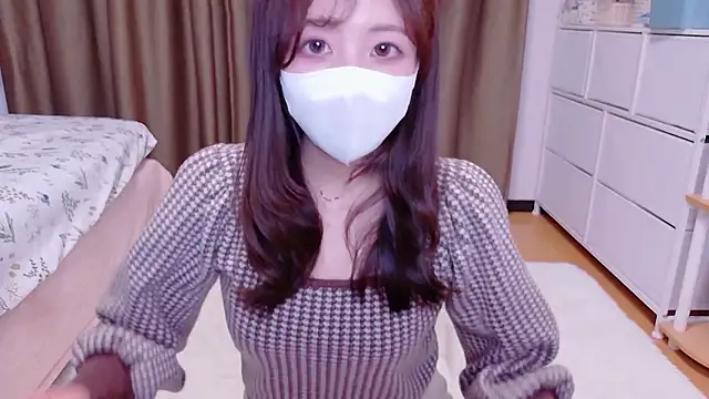 -aotan- online show from 04/07/26, 11:56