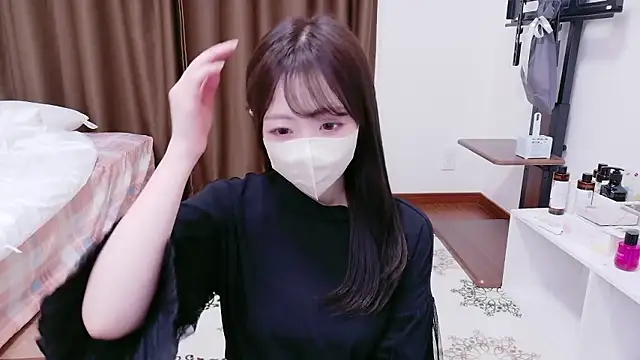 -aotan- online show from 11/24/25, 11:43