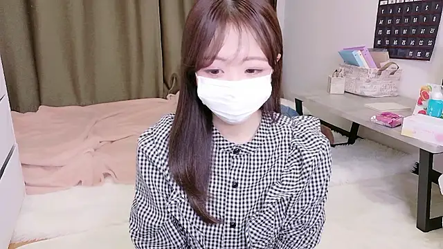 Snapshot of -aotan- chatting on 11/04/25, 01:37 -aotan- online show from 11/04/25, 01:37