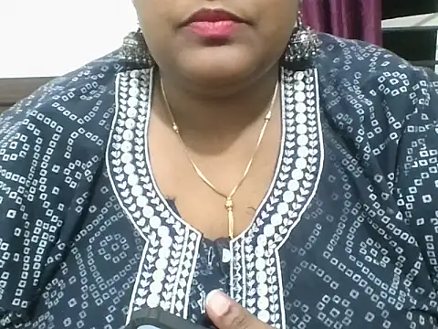 hootypriya online show from 02/25/26, 05:02