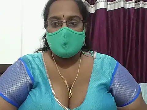 hootypriya online show from 02/02/26, 01:32