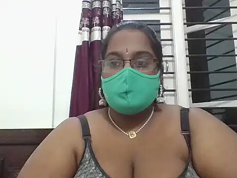 hootypriya online show from 02/08/26, 10:29