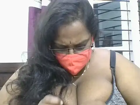 hootypriya online show from 02/10/26, 11:26