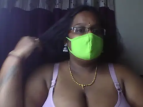 hootypriya online show from 05/08/26, 06:23