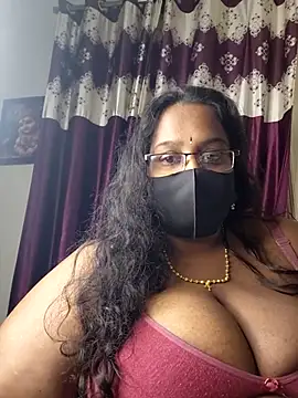 hootypriya online show from 06/09/26, 05:36