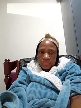 Mommy Sienna online show from 11/20/25, 05:46