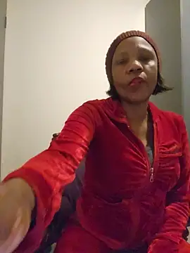 Snapshot of Mommy_Sienna chatting on 06/11/26, 07:11 Mommy Sienna online show from 06/11/26, 07:11