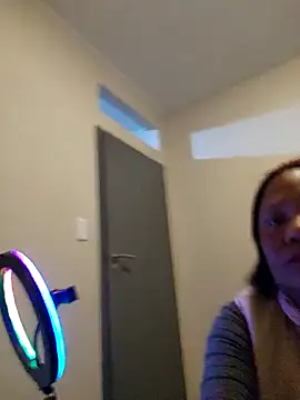 Mommy Sienna online show from 05/08/26, 05:28