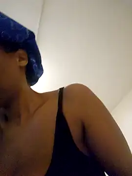 Mommy Sienna online show from 04/27/26, 02:42
