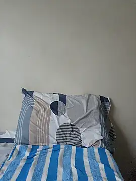 Mommy Sienna online show from 04/24/26, 11:45