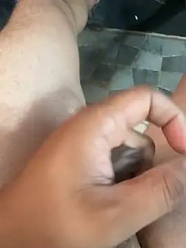 Qwert9012 online show from 02/01/26, 07:39