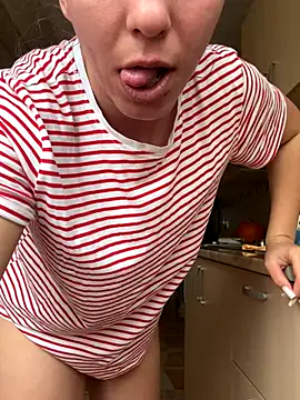 EdaQueen online show from 11/21/25, 07:07