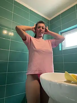 EdaQueen online show from 12/14/25, 09:37