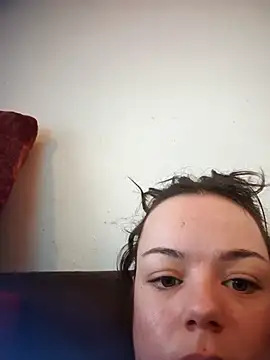 Leacouturierrr online show from 11/21/25, 09:19