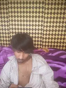 Freakingromance online show from 03/17/26, 08:28