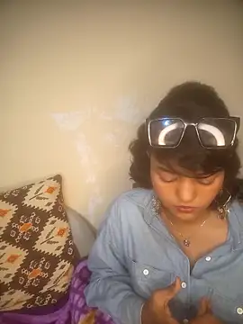 Snapshot of Freakingromance chatting on 02/16/26, 06:17 Freakingromance online show from 02/16/26, 06:17