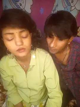 Snapshot of Freakingromance chatting on 02/15/26, 07:57 Freakingromance online show from 02/15/26, 07:57