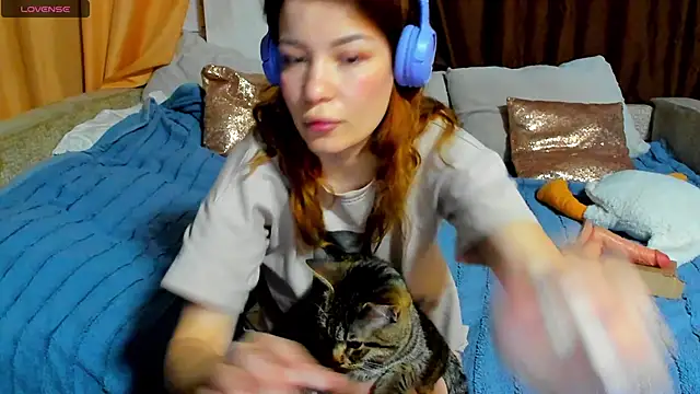 Eva purrr  online show from 04/04/26, 01:12