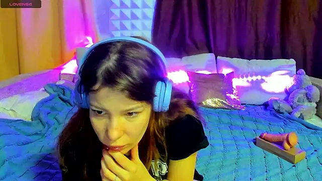 Eva purrr  online show from 04/11/26, 02:08