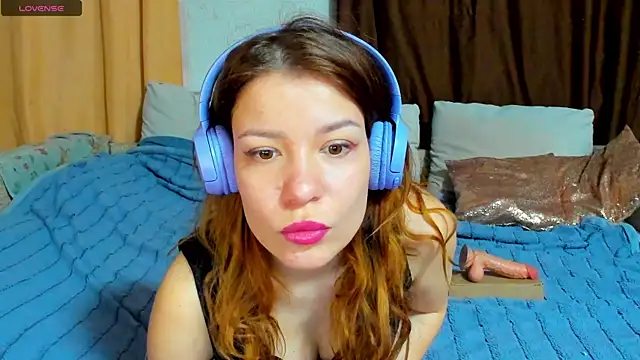 Eva purrr  online show from 04/05/26, 01:12