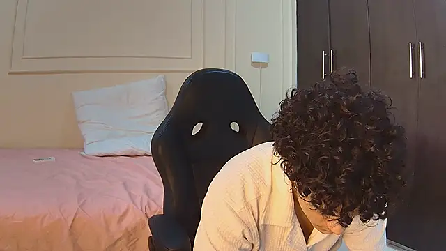 mikei banji online show from 12/18/25, 12:53