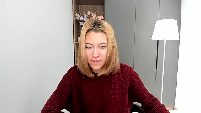 Snapshot of MariePelyo chatting on 11/05/25, 05:54 MariePelyo online show from 11/05/25, 05:54